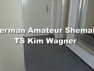 كيم wagner مارس الجنس شخص!
